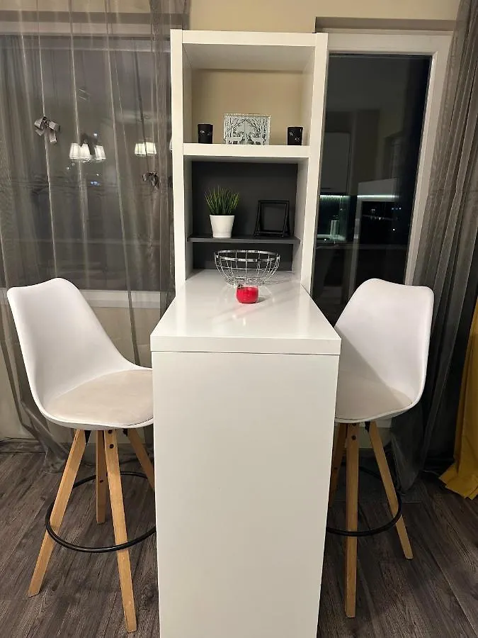 Uni Time Apartment By Lmg Sofia